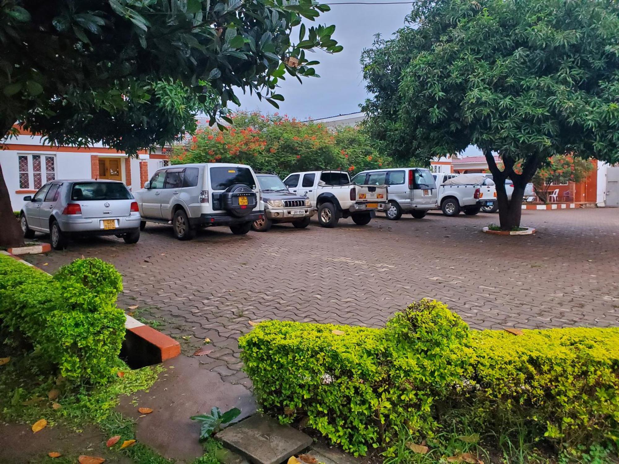 Lucia Villas Mbale Buitenkant foto