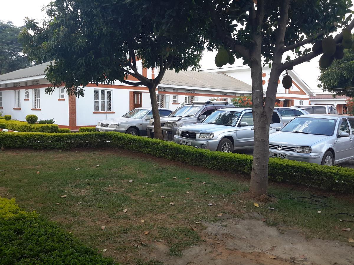 Lucia Villas Mbale Buitenkant foto